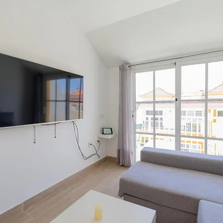 Apartamento Apartamento Moderno con piscina en El Castillo *