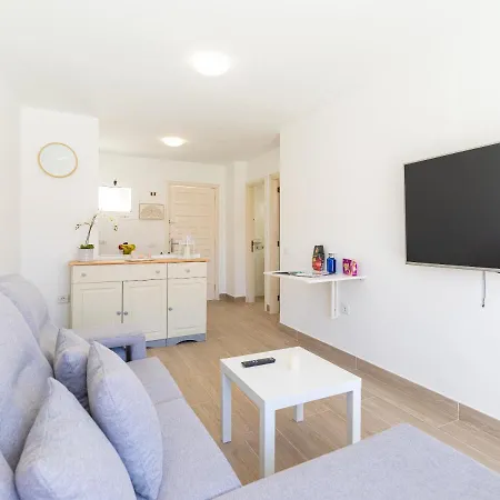 Apartamento Moderno con piscina en El Castillo