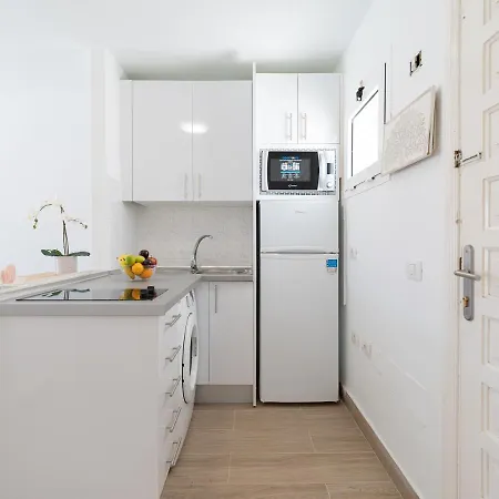 Apartamento Moderno con piscina en El Castillo